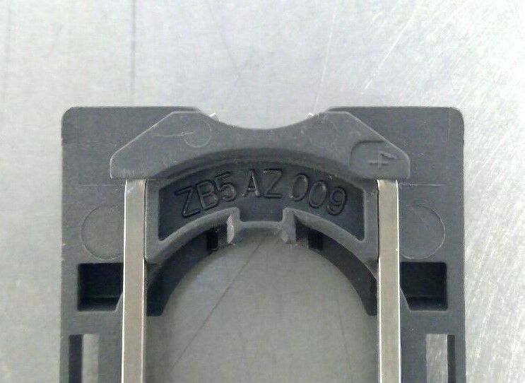 Telemecanique - ZB5AZ009 - Mounting Collar 4D