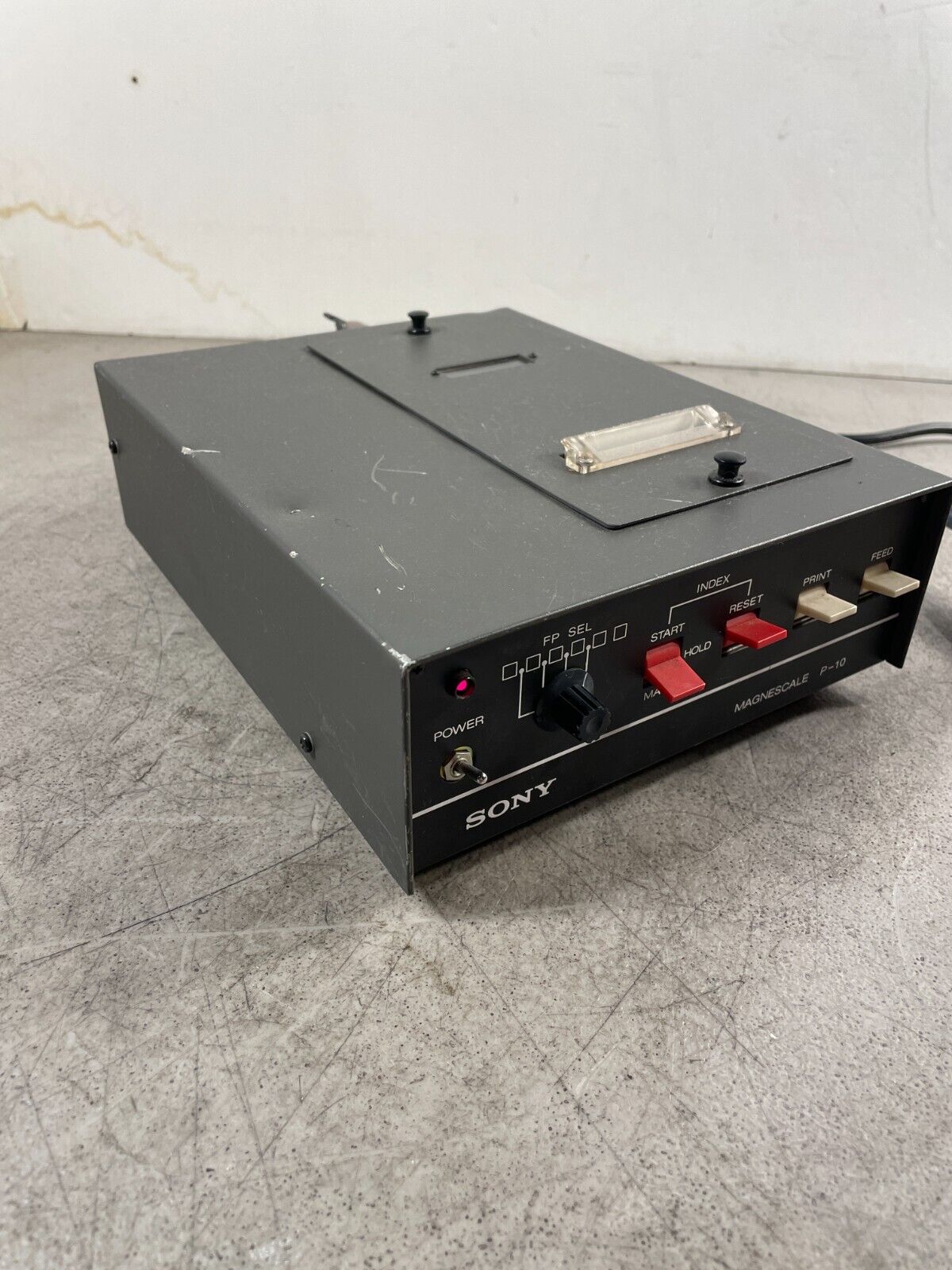 Sony Magnescale P-10 P10 Black Portable 50/60 Hz 20VA Power @2D