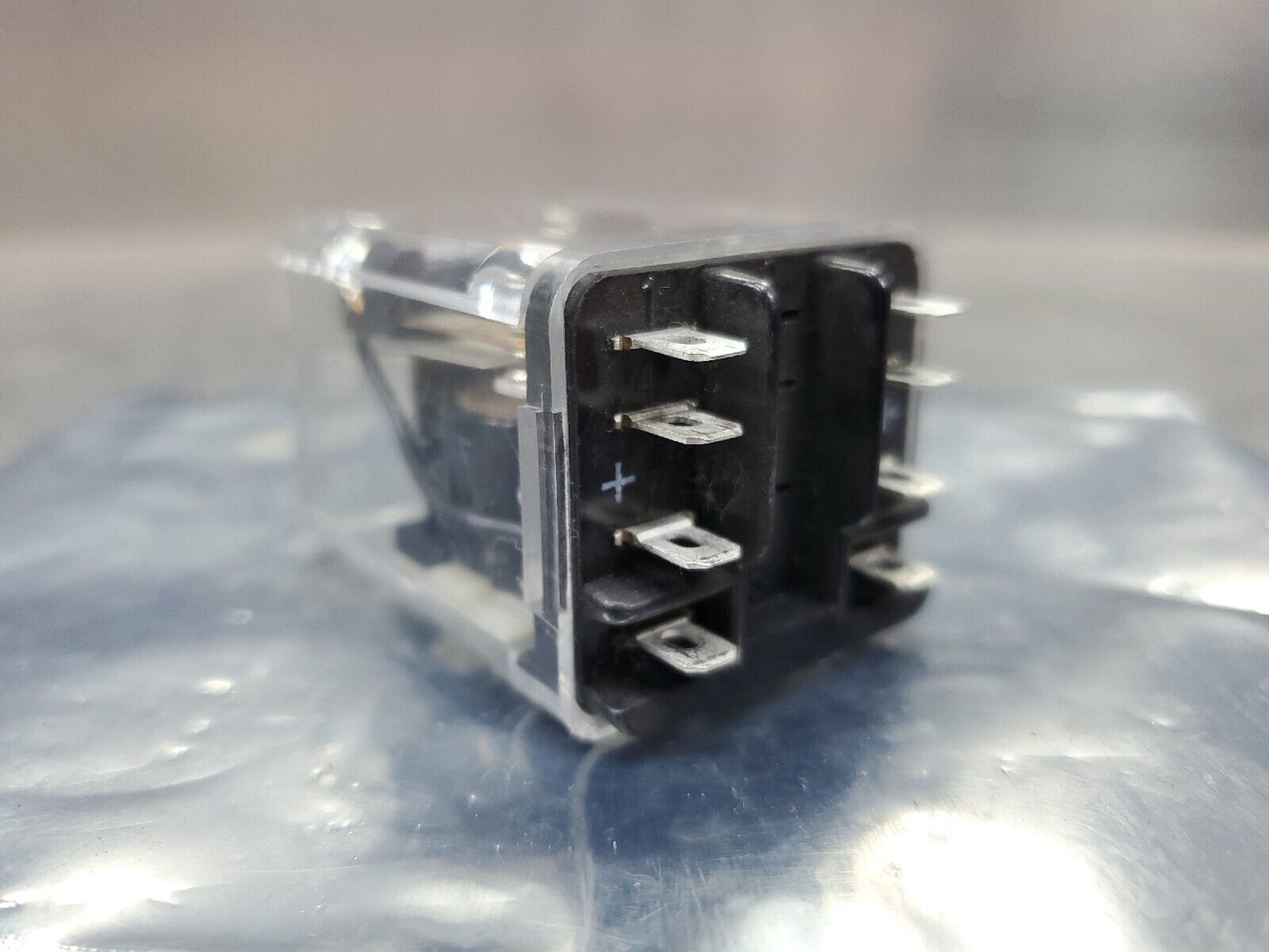 Potter&Brumfield KUEP-11D15-110 10A 1/4HP Power Relay. 4D