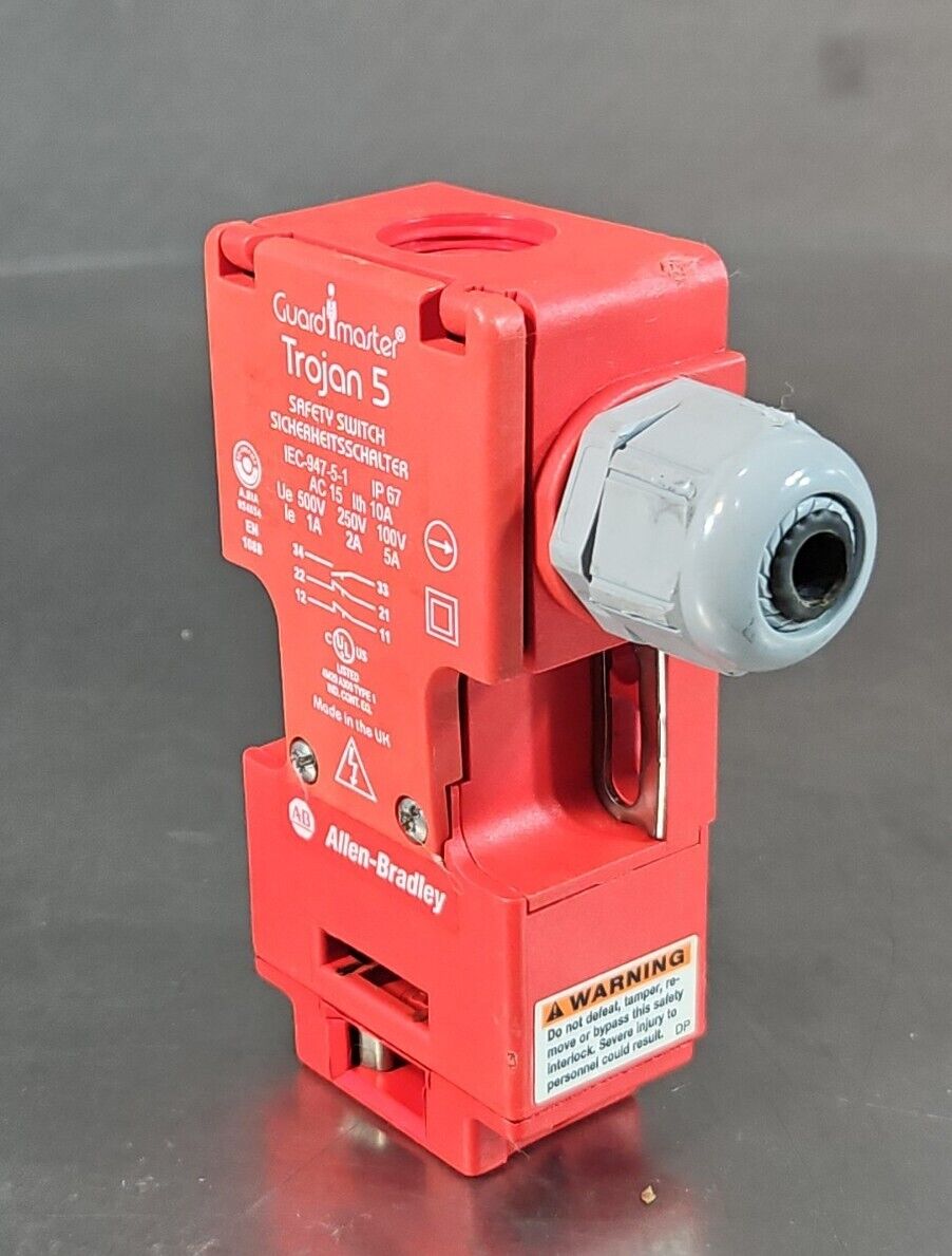 Allen Bradley Guardmaster Trojan 5 Safety Switch. 6D-10
