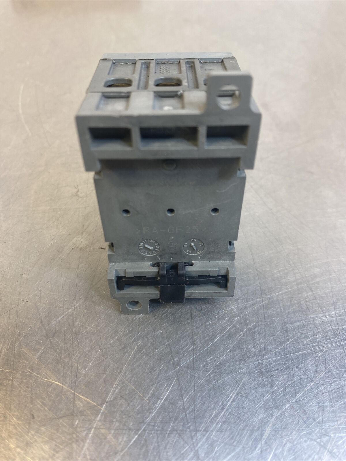 ABB OT16F3 Disconnect Switch Circuit Breaker. 4D