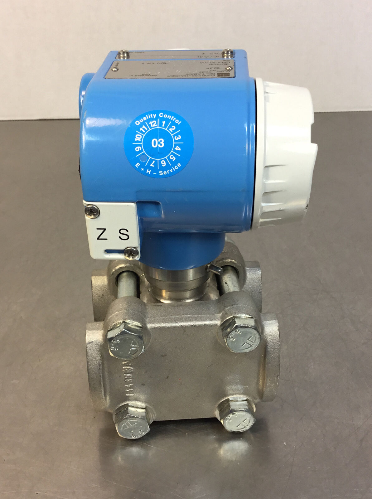 Endress Hauser PMC235 WUBA9EA1D Deltabar Pressure Transmitter 2320 PSI 6D