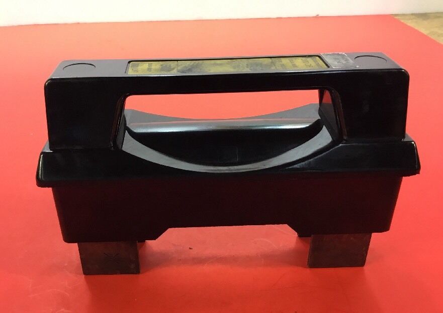 Bussman 150M09C Fuse 150AMP 600VAC Class C With 200 DF Fuse Holder. 4A