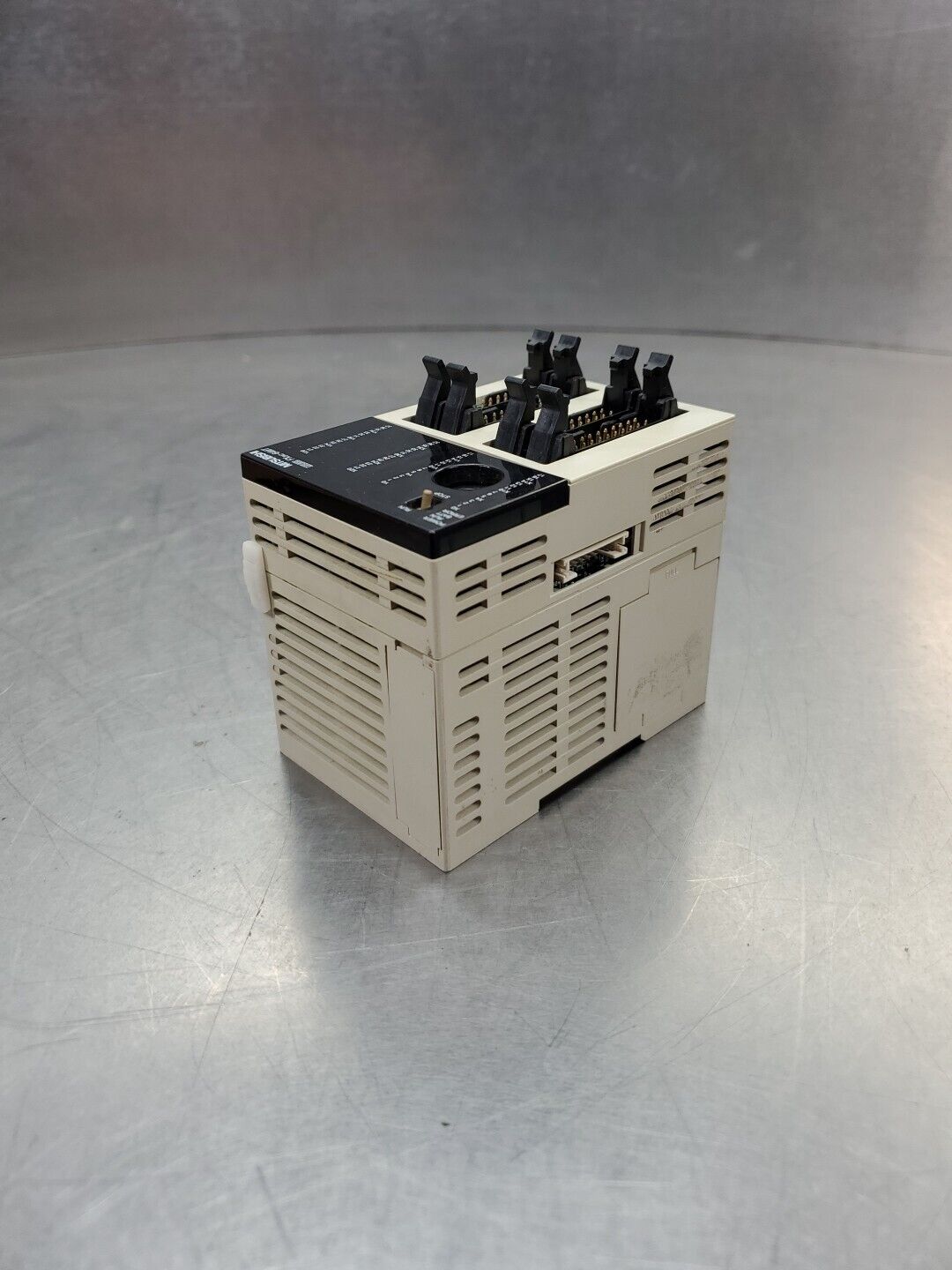 Mitsubishi Electric FX2NC-64MT MELSEC Programmable Controller Module. 3E-35
