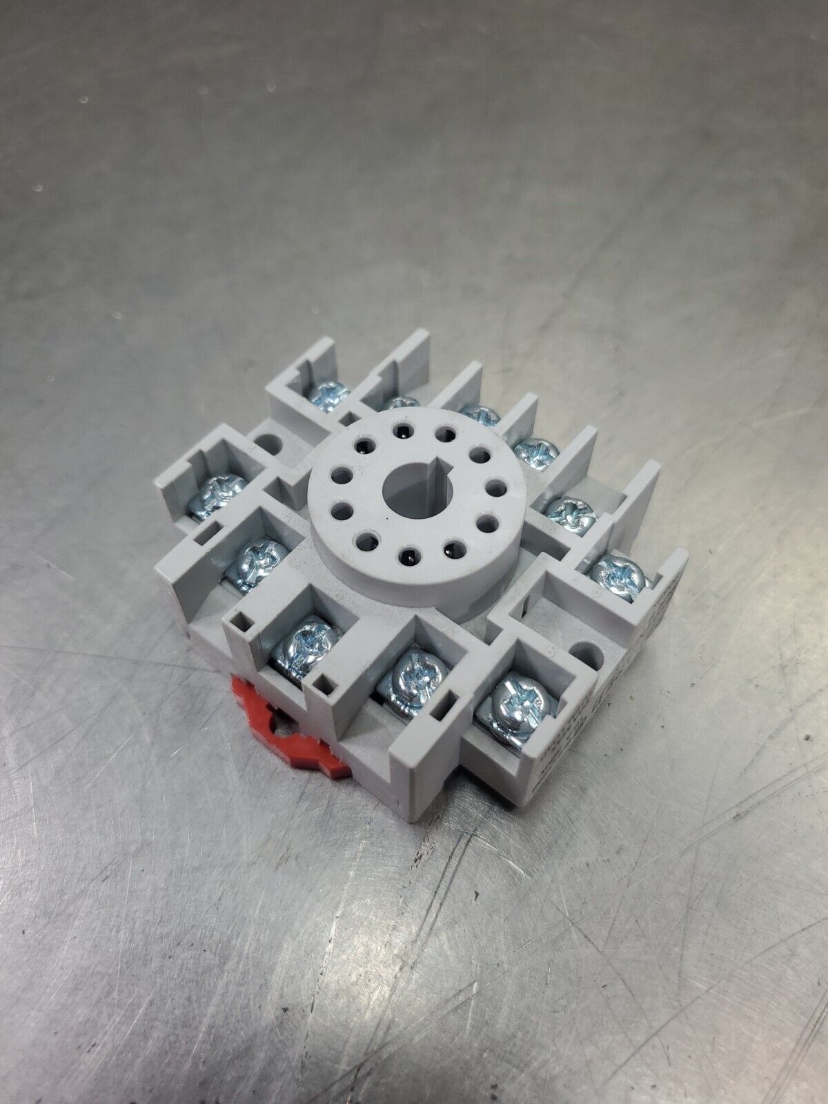 Square D 8501NR61 Ser B 11-Pin 20A MAX 300V Relay Socket. 4E-8