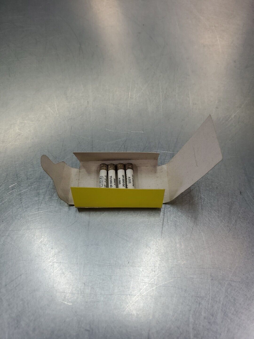 SIBA L-Nr. 70-065 16A 380V Fuse, (6.35x32mm) Lot of 4. 4E-21