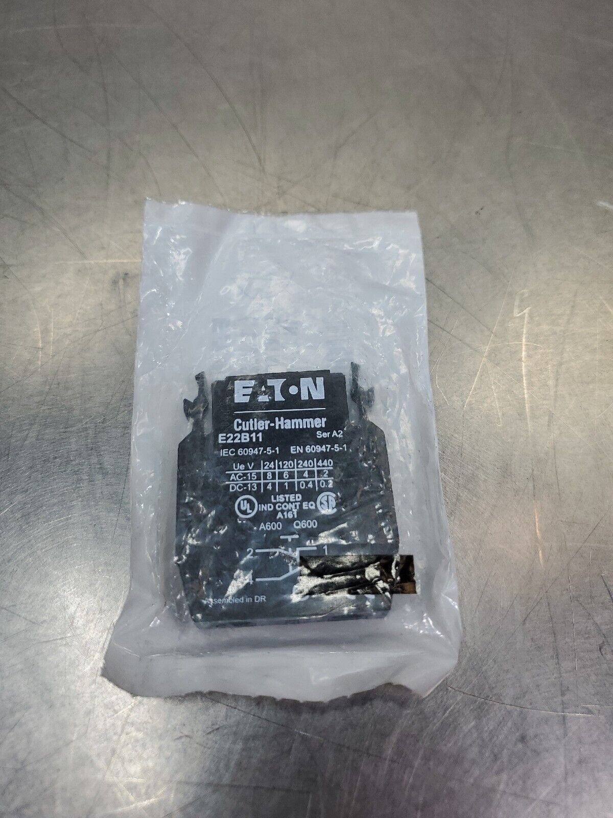 Eaton/Cutler-Hammer E22B11 Ser A2 690V Contact Block. 4D-8