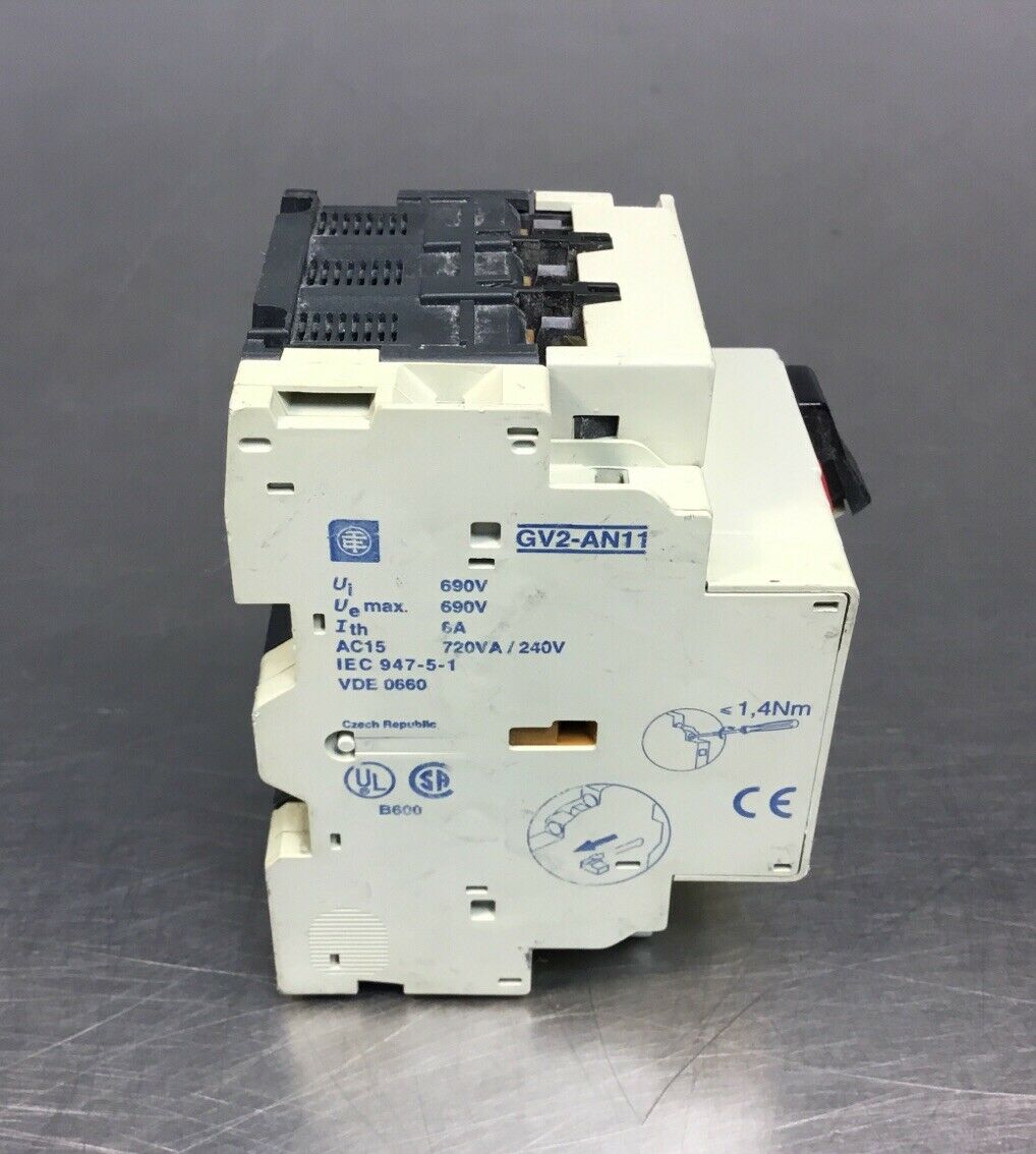 Telemecanique GV2-M10 Manual Motor Starter + GV2-AN11 4-6.3A 4D