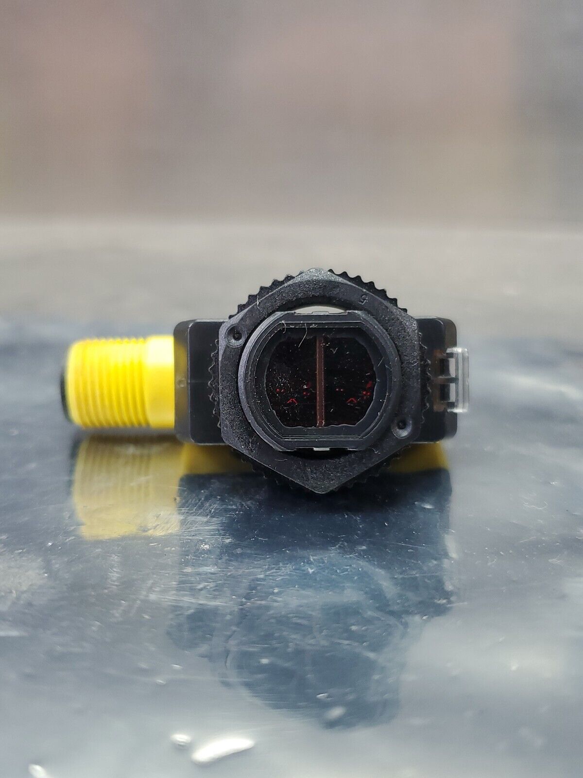 Banner QS18VP6LPQ8 Photoelectric Sensor 10-30 VDC. 5D-5