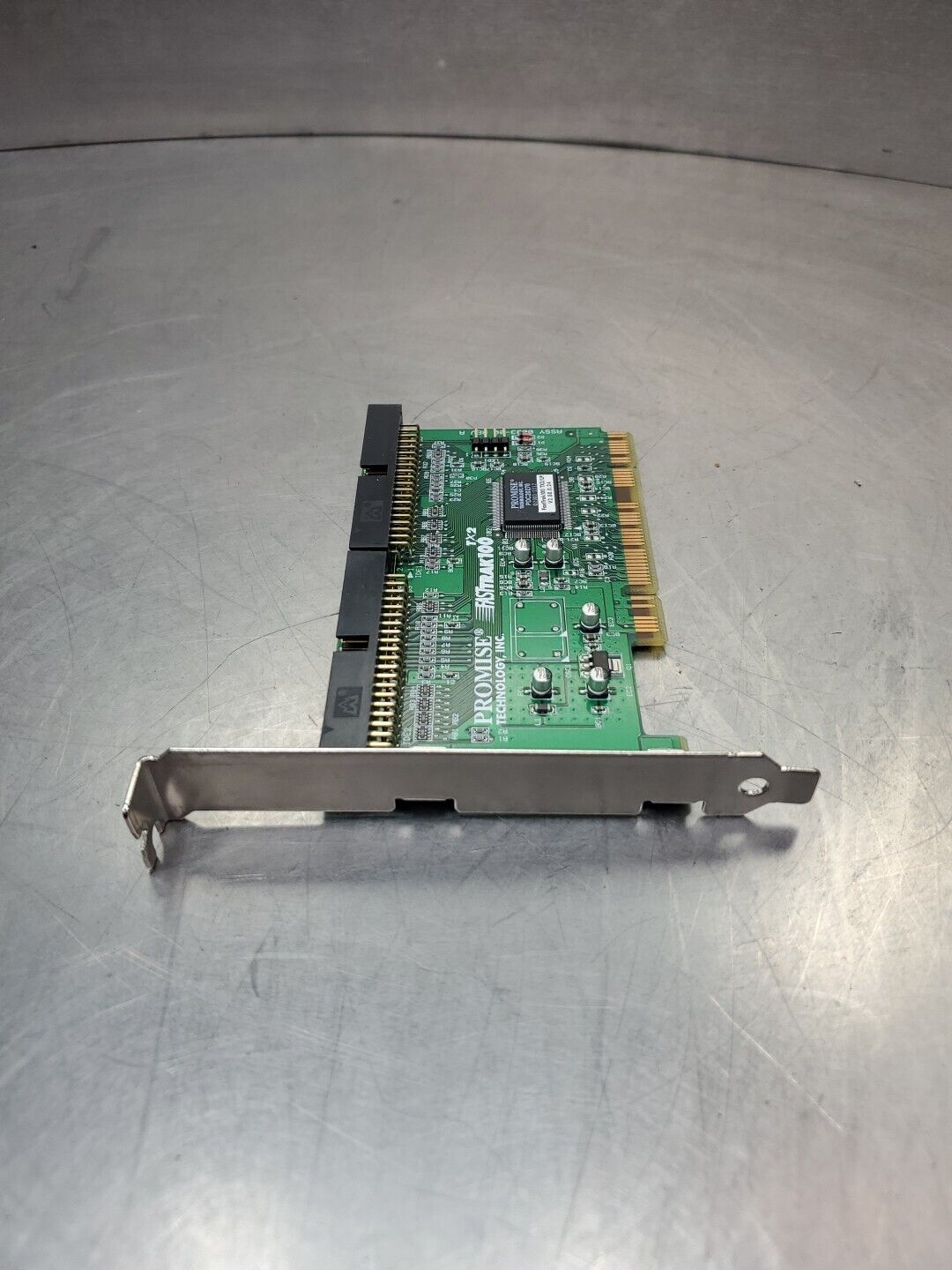 Promise Technology FastTrak 100 TX2 IDE PCI Raid Controller. 3E-2