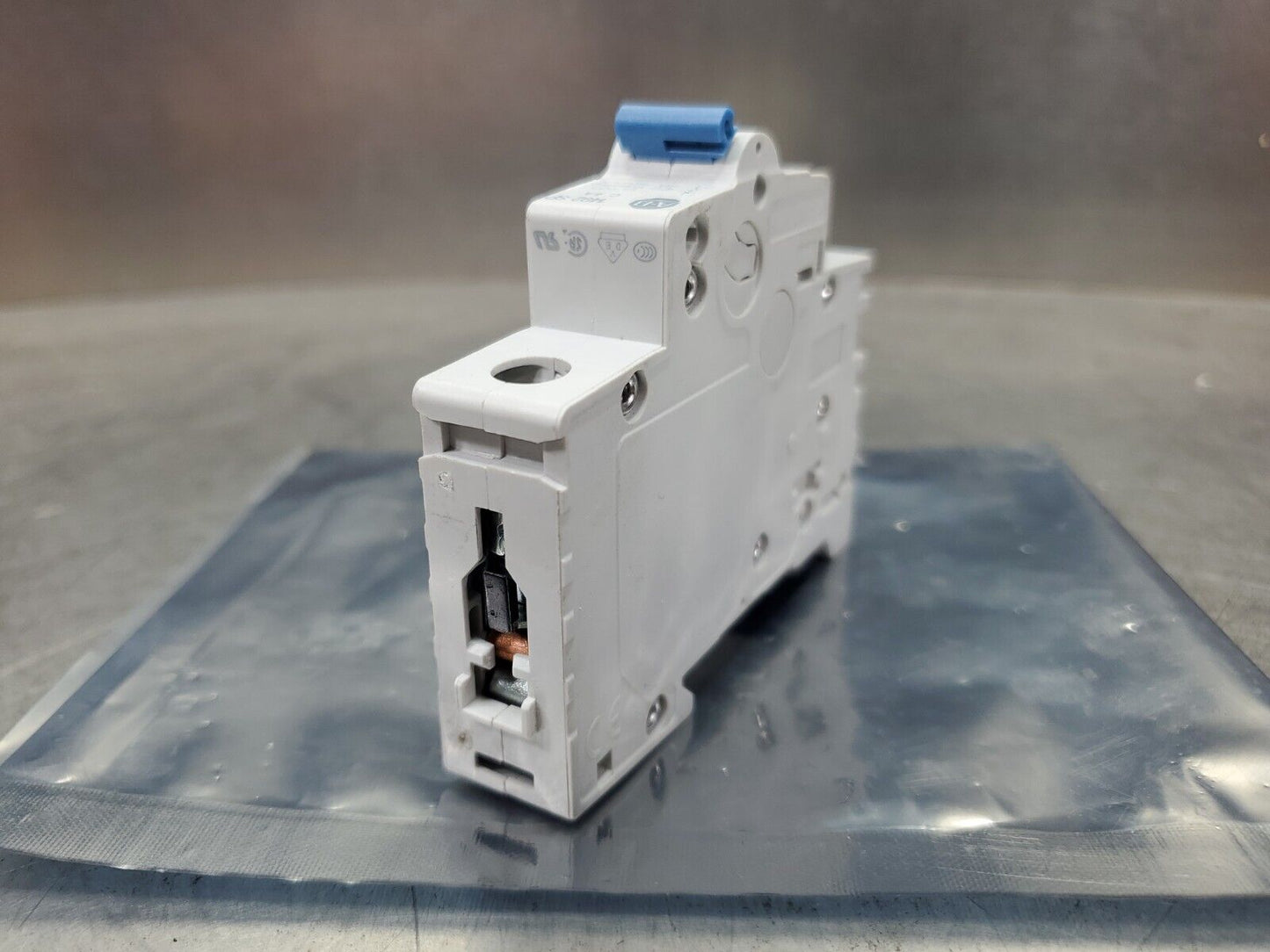 Allen-Bradley 1492-SPM1C040 Series D 4A Supplementary Protector 4E-6