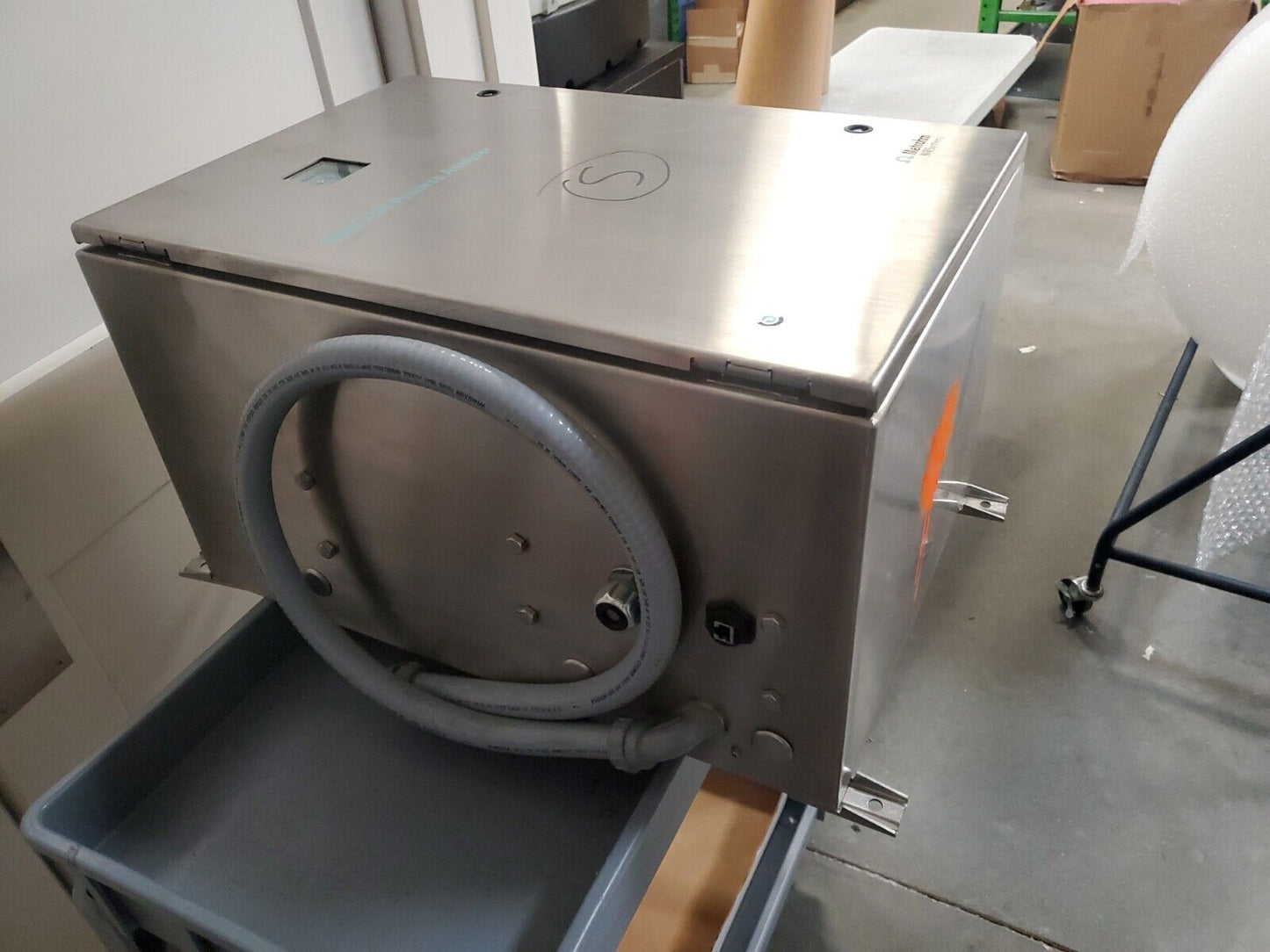 Foss XP-2400 NIRS XDS Process Analyzer. 1E