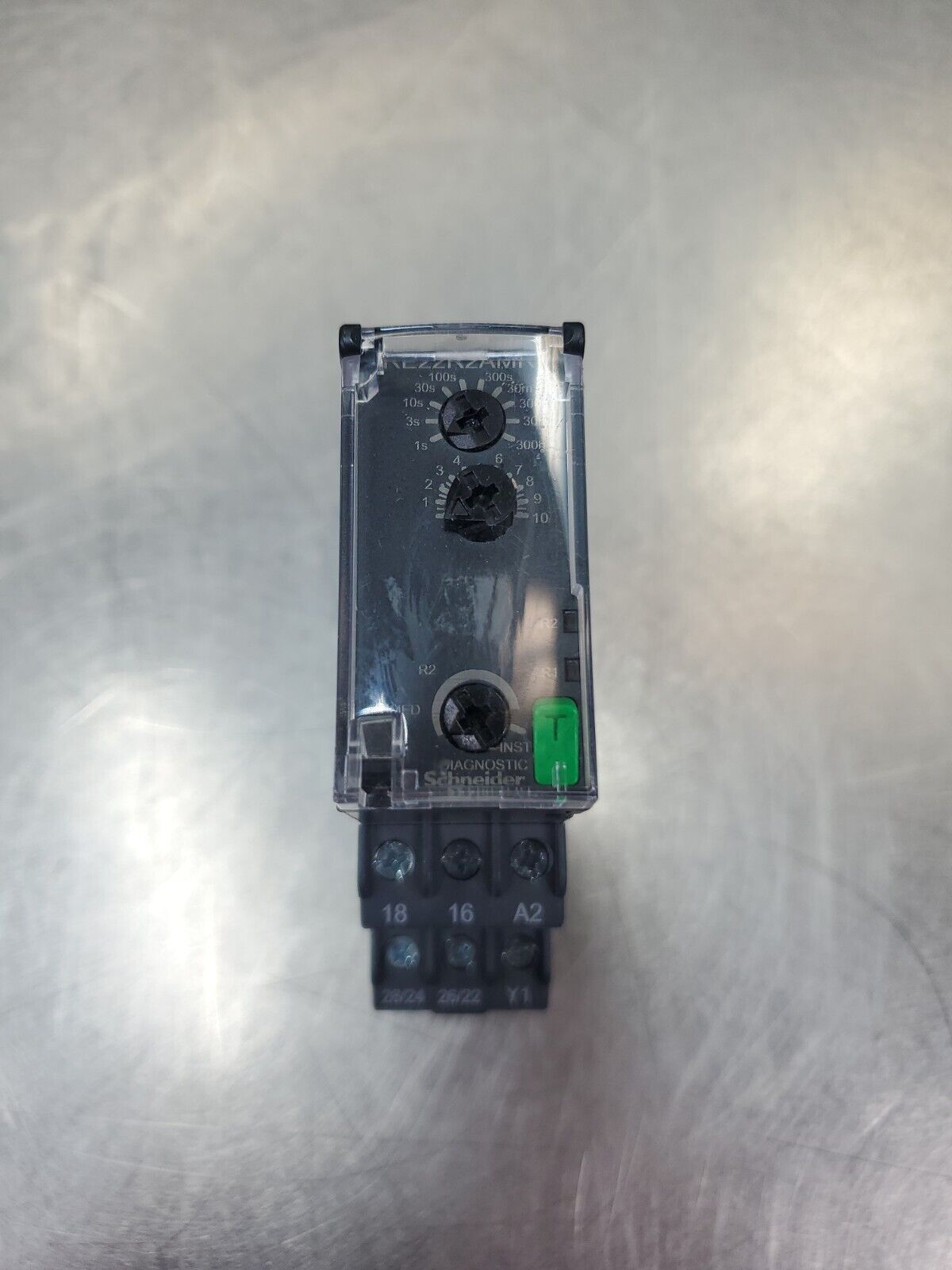 Telemecanique RE22R2AMR 24-240 VAC 0,05s-300h Time Relay. 3E-31