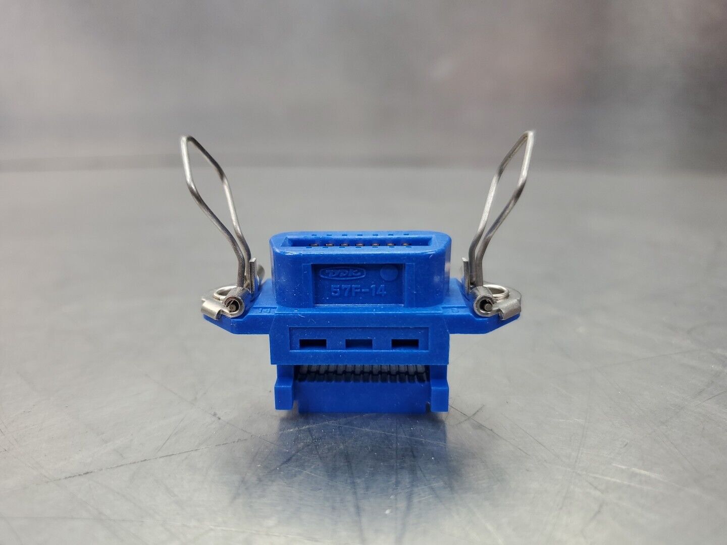 DDK 57F14 Interface Connectors (85057F4014020) 5E18 Palmetto