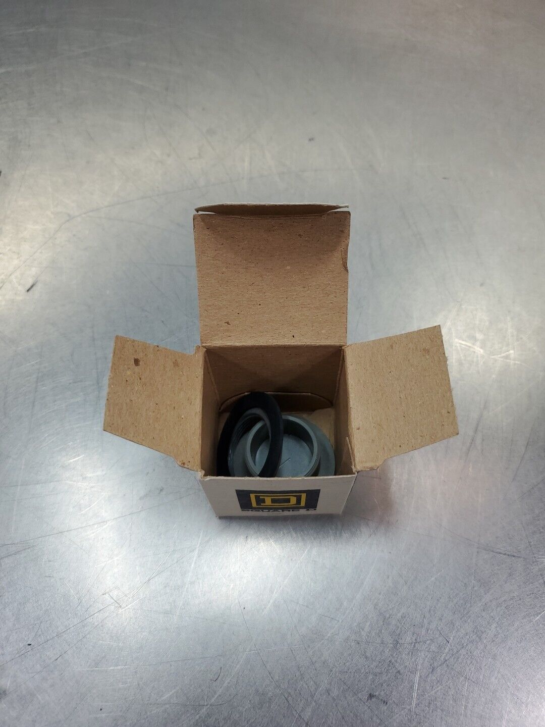 SQUARE D 9001K51 SER. H Round Gray Closing Plate. 4B-25