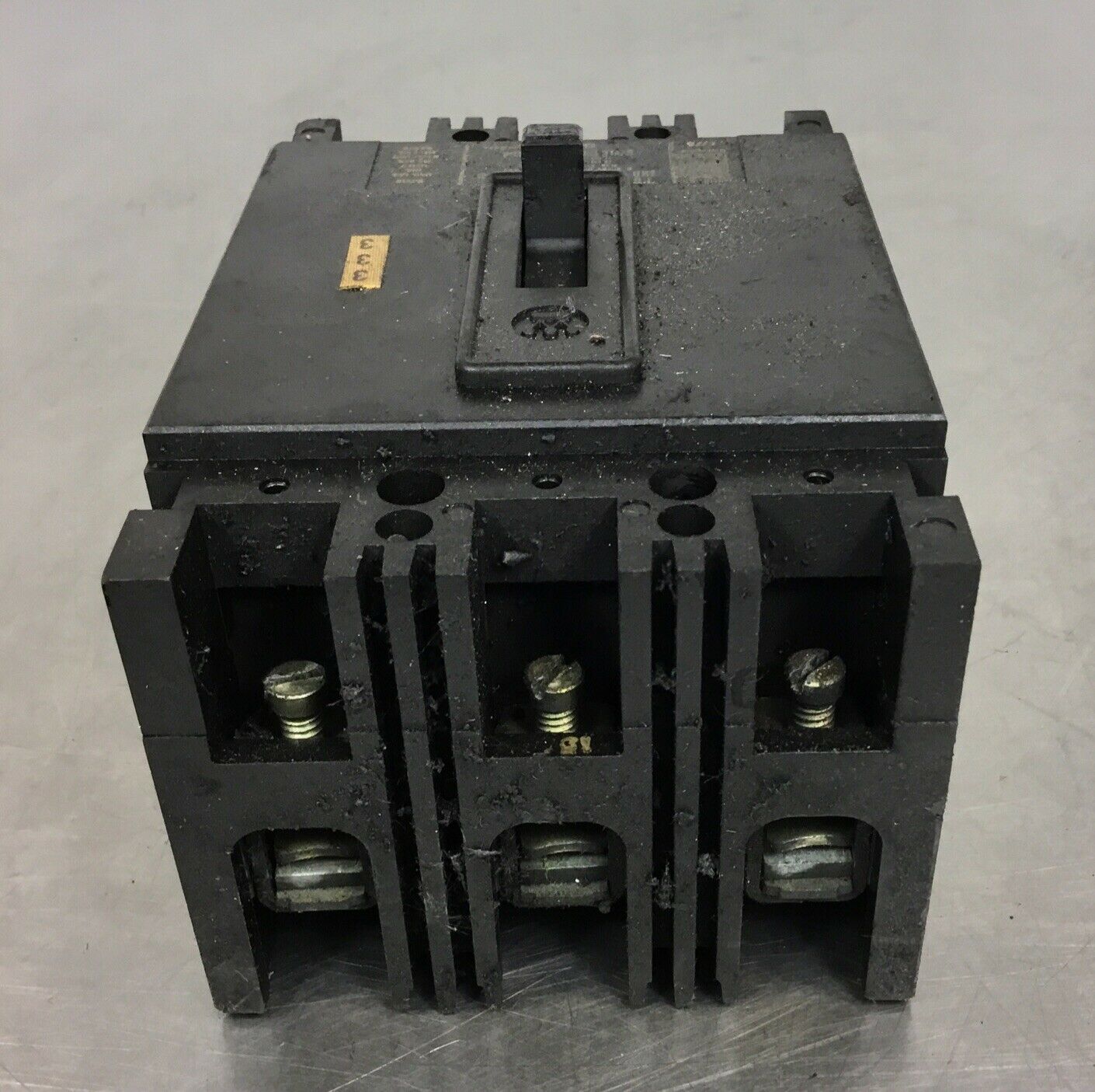 Westinghouse EHB3015 15-Amp 3-Pole EHB Circuit Breaker 15A 3P 480V 4C