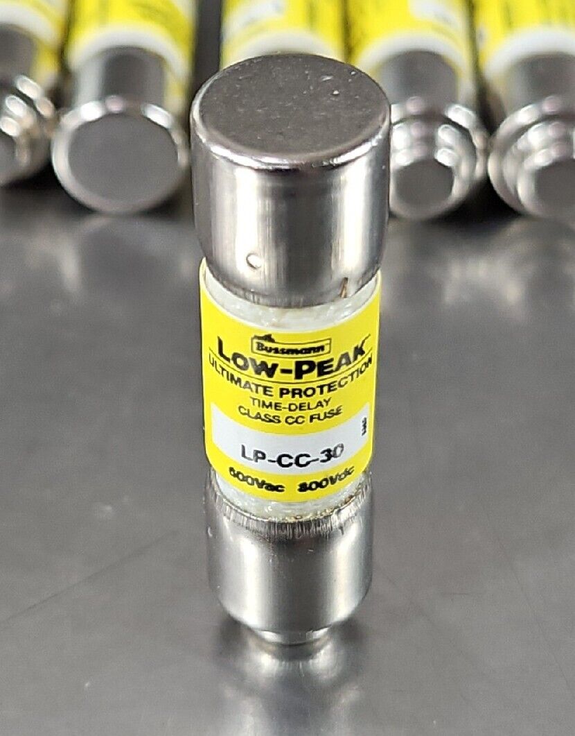 Bussmann LP-CC-30 Amp Class CC Fuses Low Peak 600V - QTY-6. Loc4E-16