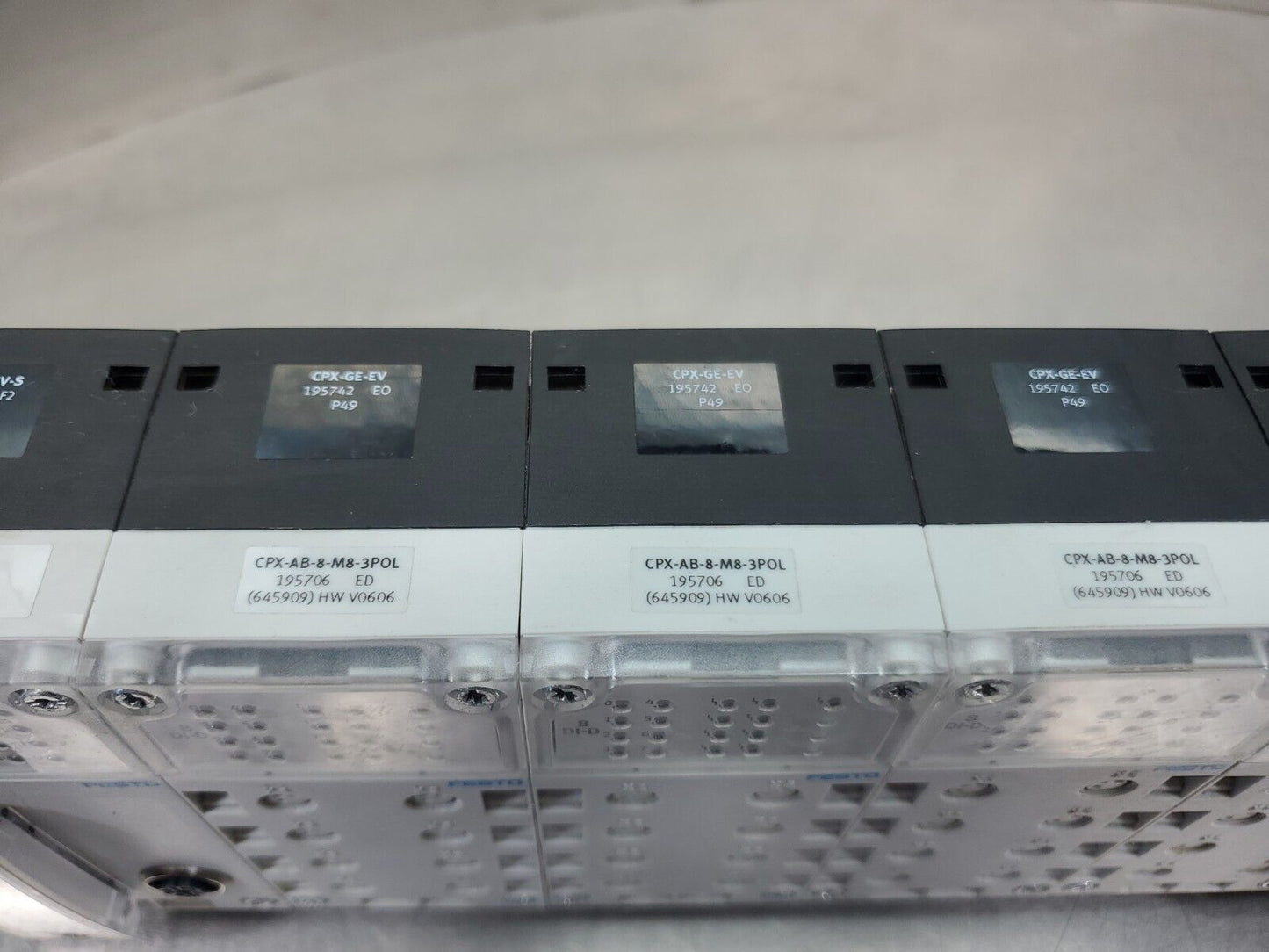 FESTO MPAL-VI 569926/CPX-AB-8M8-3POL 12 VALVE TERMINAL CONTROLLER. 6E