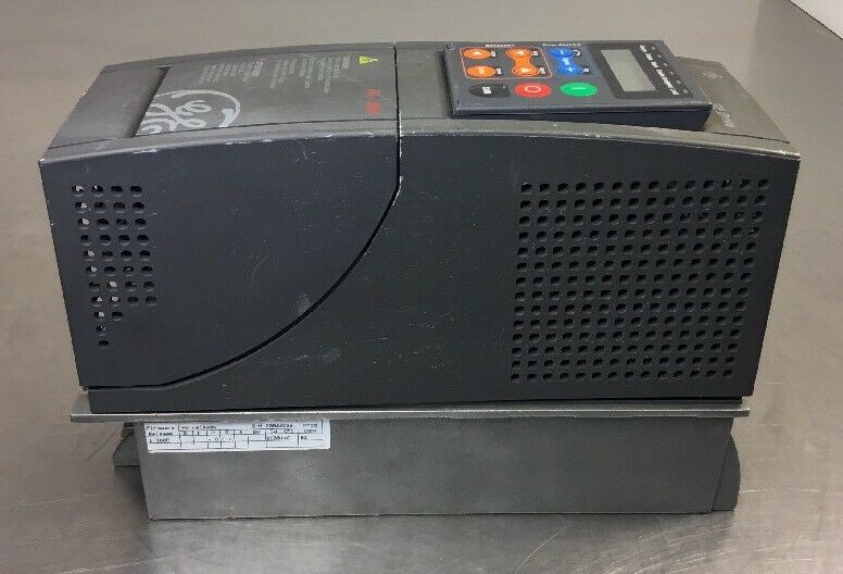GE 6KAVI43001Y1B2 3.2A 480VAC 1.5HP Inverter Drive AV-300I 1E
