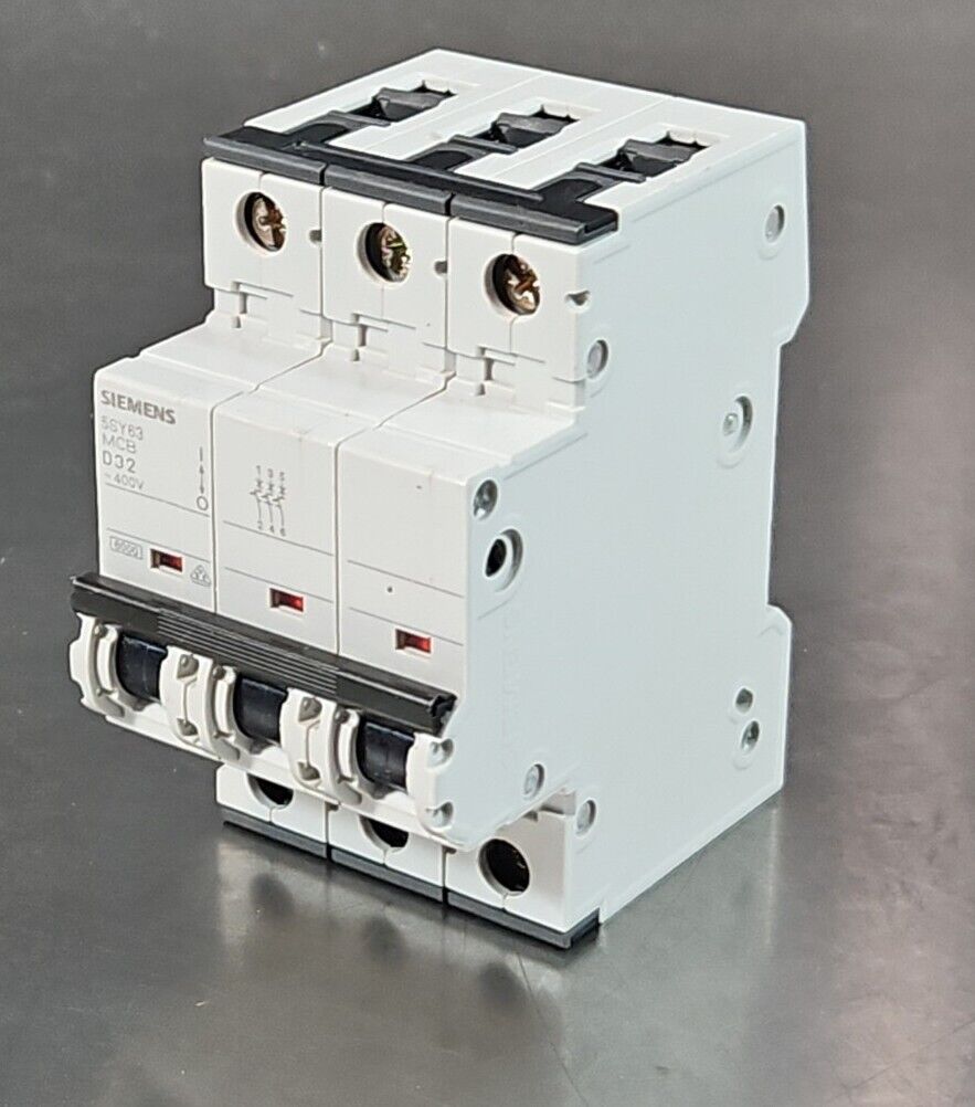 Siemens 5SY63 MCB D32 Circuit Breaker. 4C-21