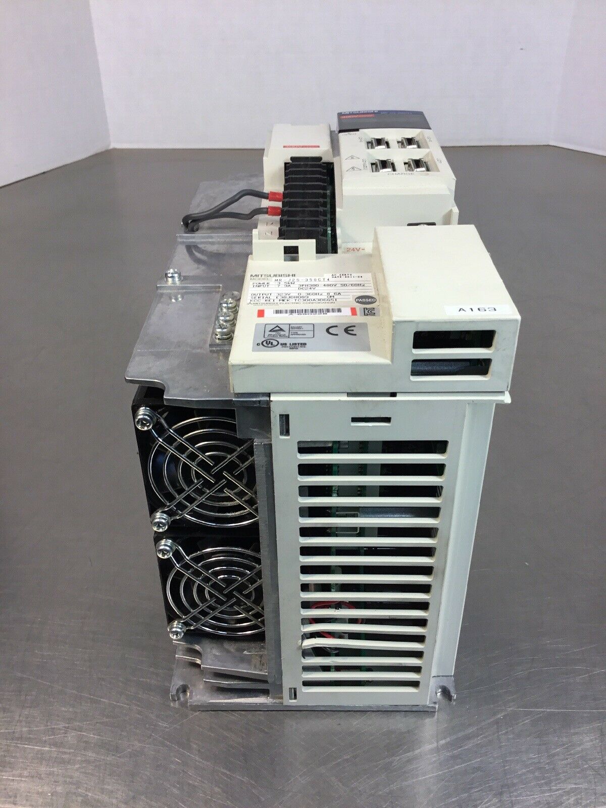 MITSUBISHI SERVO DRIVE MR-J2S-350CT4 3.5kW Out: 323V 8.6A 1D