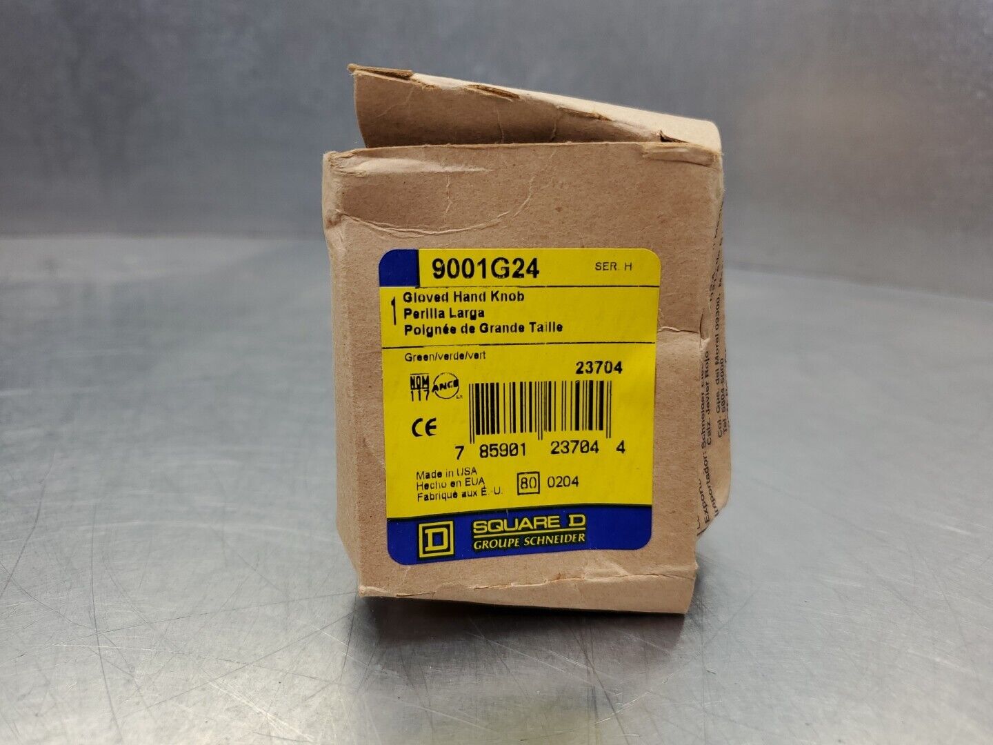 SCHNEIDER ELECTRIC 9001G24 Ser. H Green Gloved Hand Knob. 4C-23