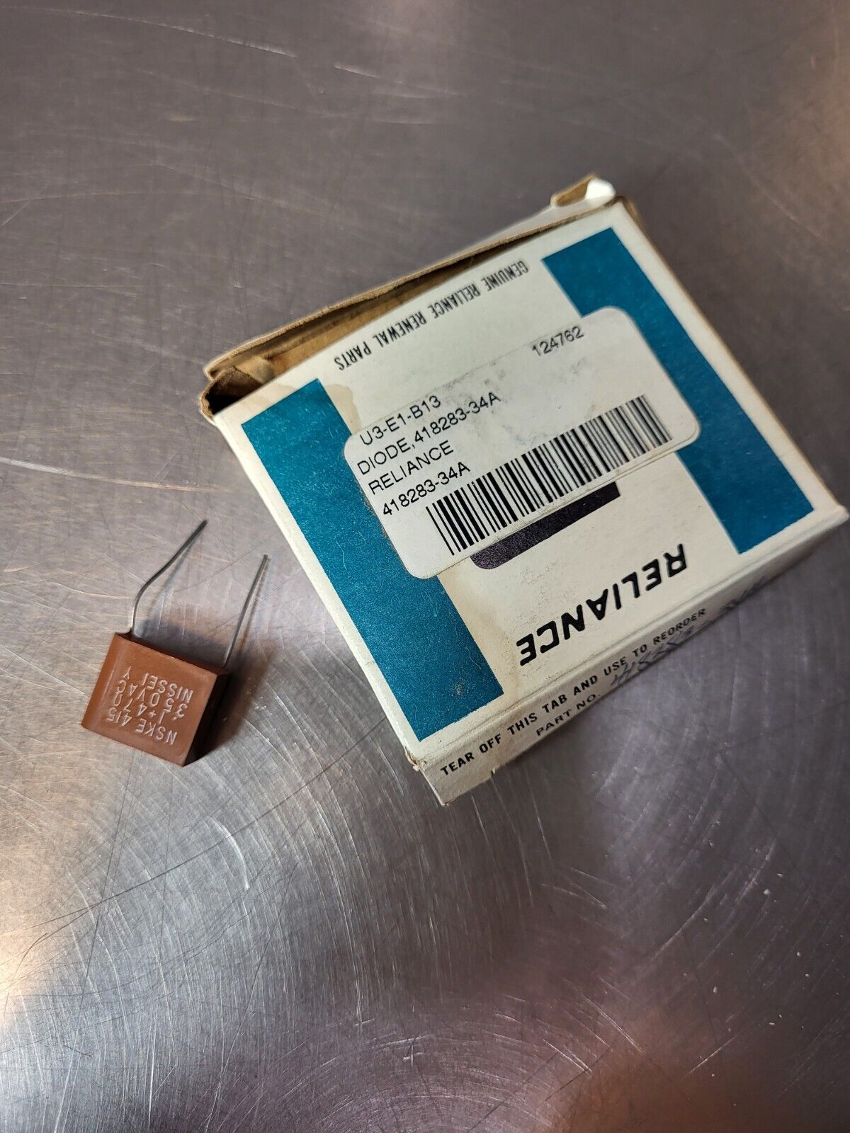 RELIANCE 418283-34A surge suppressor 470 OHM. Loc4E21
