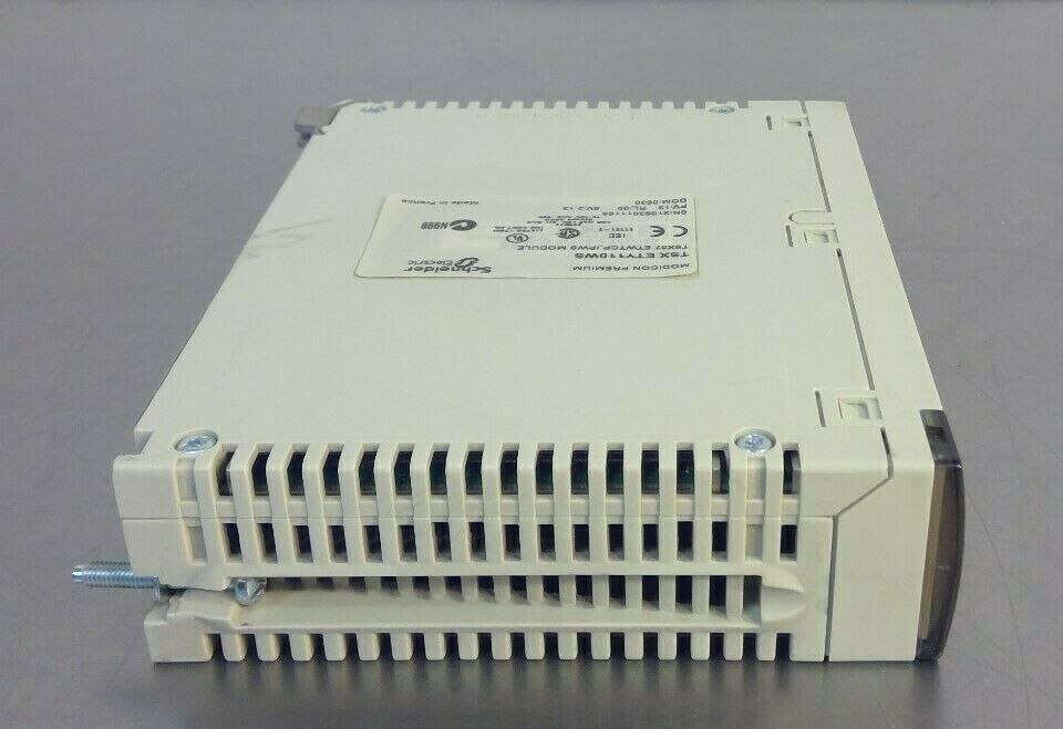 Schneider Electric Modicon Premium TSX ETY110WS - TSX57 ETWTCP.IPWS Module 3D-2