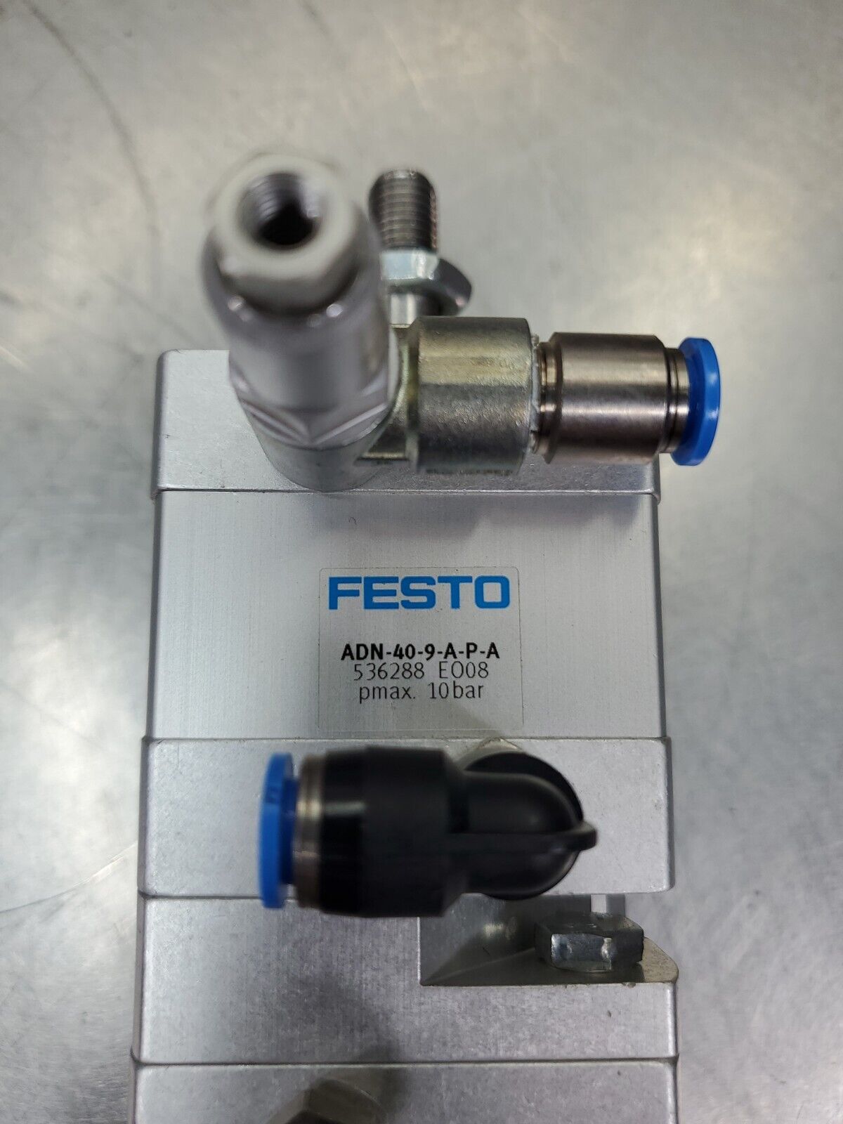 Festo ADN-40-11-I-P-A (536288) 10-Bar Compact Pneumatic Cylinder. 4C-3