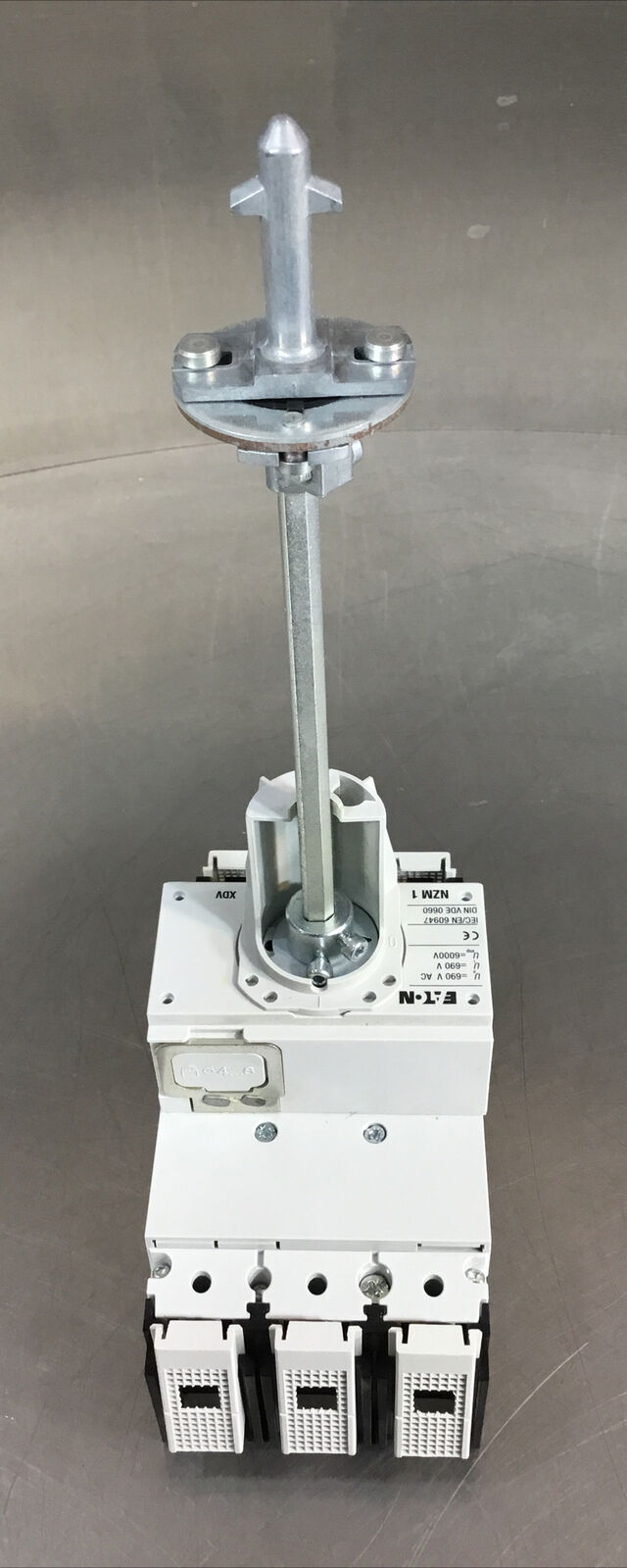 EATON / MOELLER NZM N1-A80 + NZM 1 BREAKER + SWITCH 4C