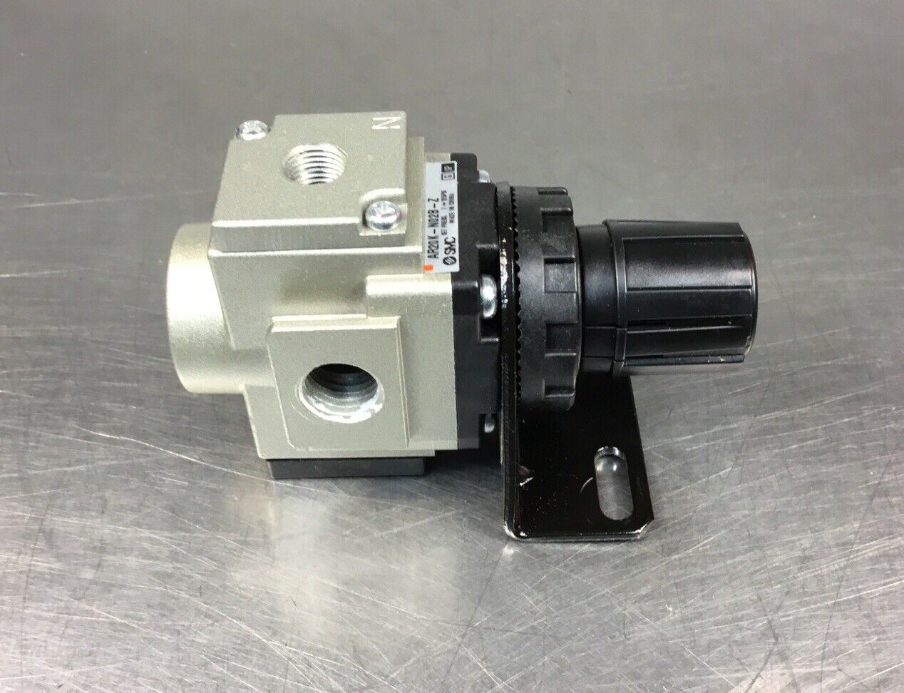 SMC AR20K-N02B-Z Pneumatic Regulator 7-125 PSI 6C