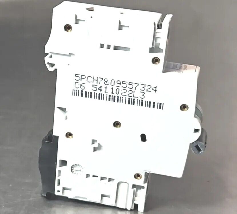 General Electric EP100UL C6 Amp 277VAC (Modular plus). Loc4C25