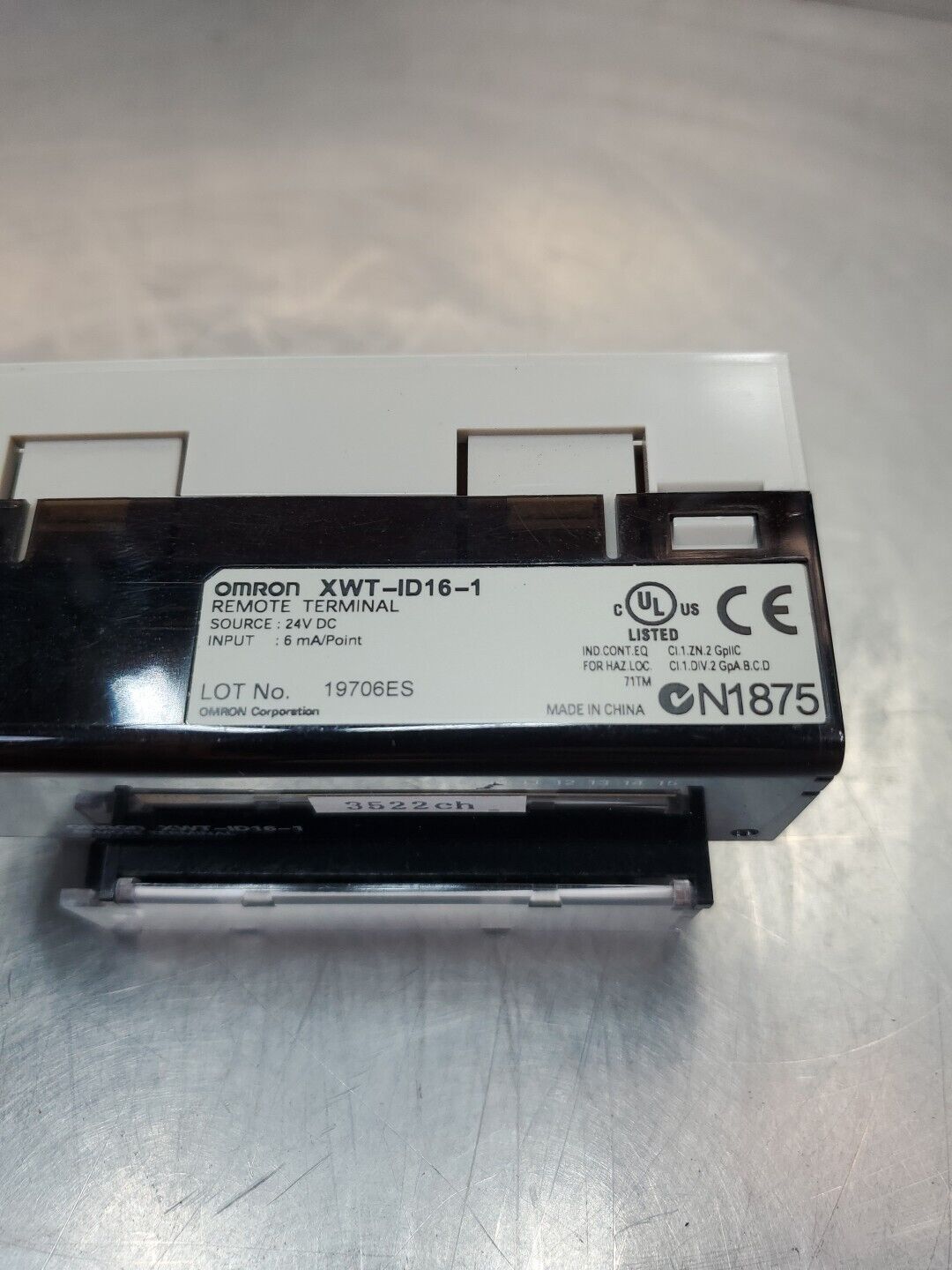 OMRON XWT-ID16-1 24VDC Remote Terminal. 3C-22