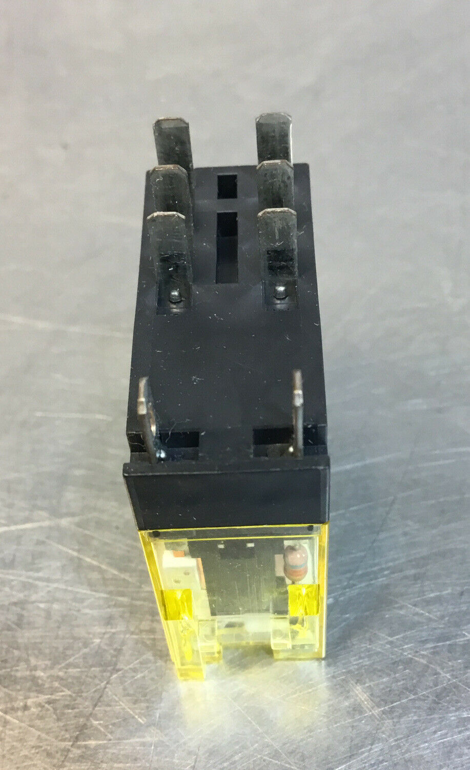 IDEC RJ2S-CL-D24 / RJ2SCLD24 Relay Loc.4A