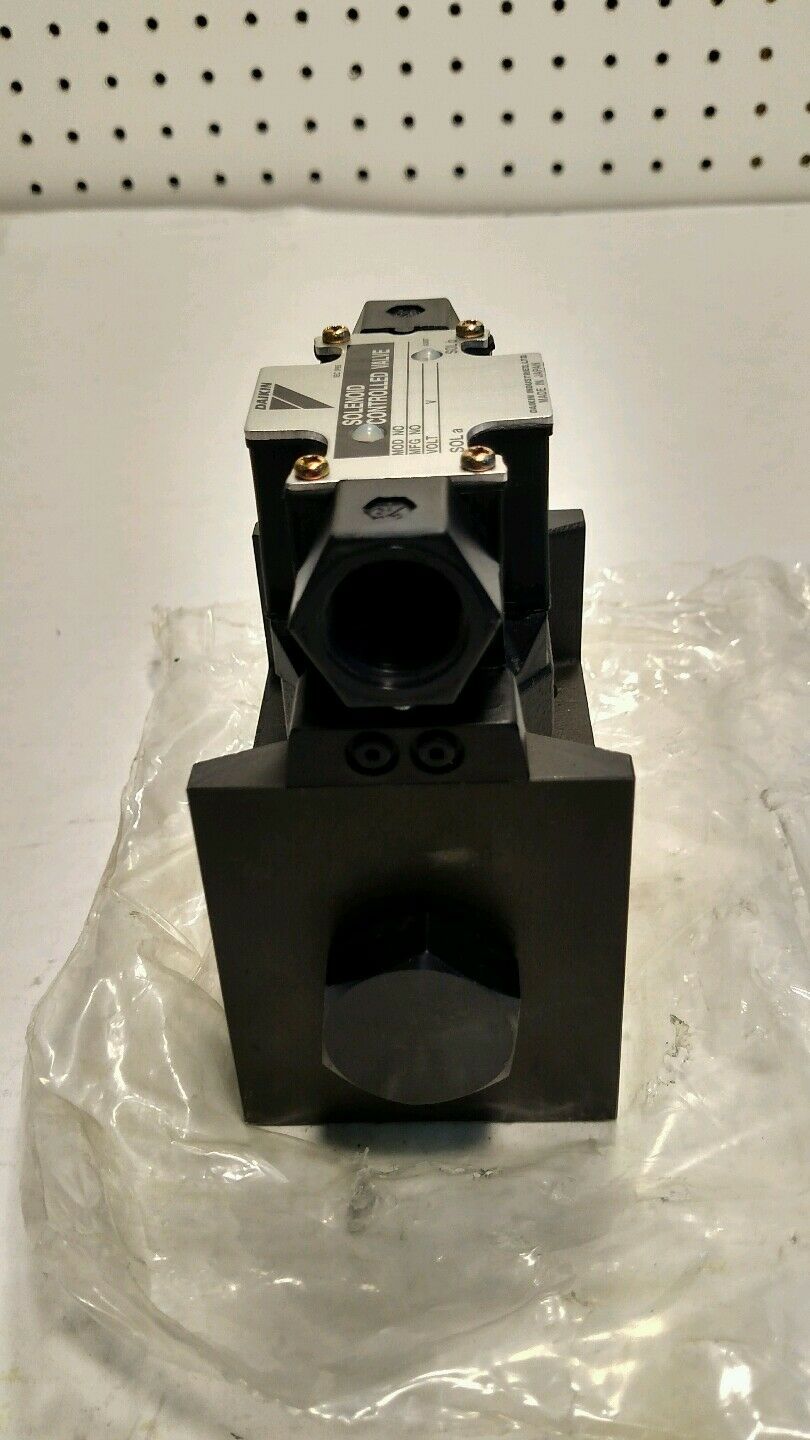 DAIKIN CONTROLLED SOLENOID VALVE KS0-G03-2BA-20 **New** AUC