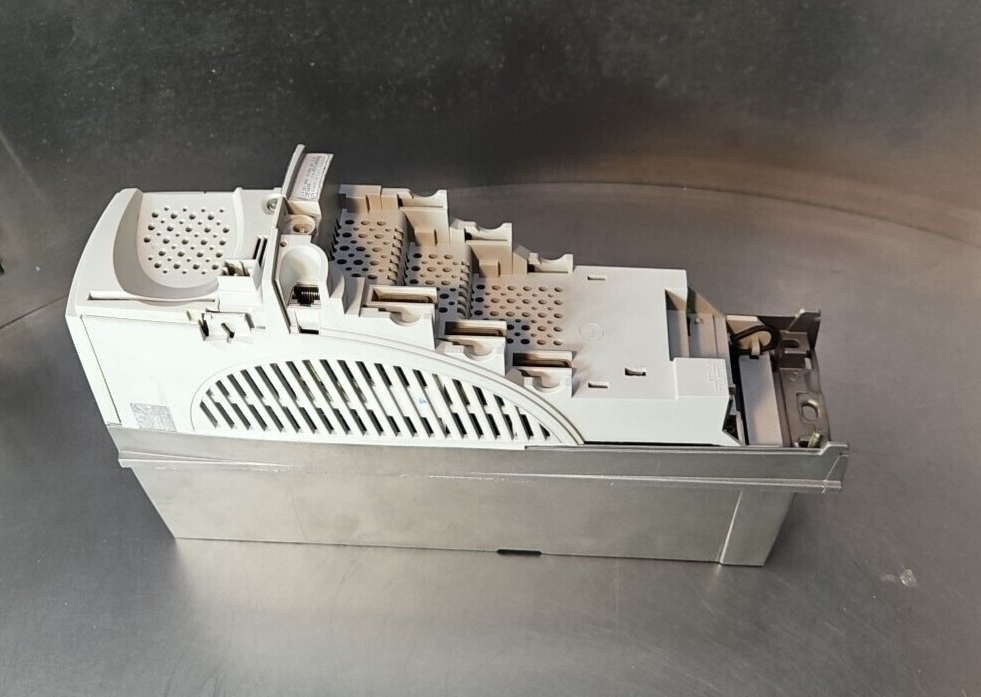Emerson Control Techniques SP1406 (5.0/7.5 hp) Frequency Converter Loc1E11