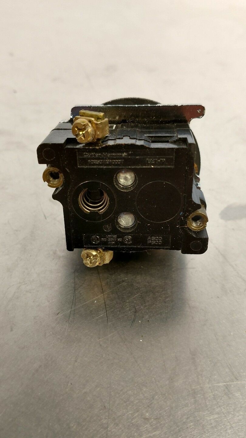 CUTLER-HAMMER 10250T/91000T Black PushButton 4A