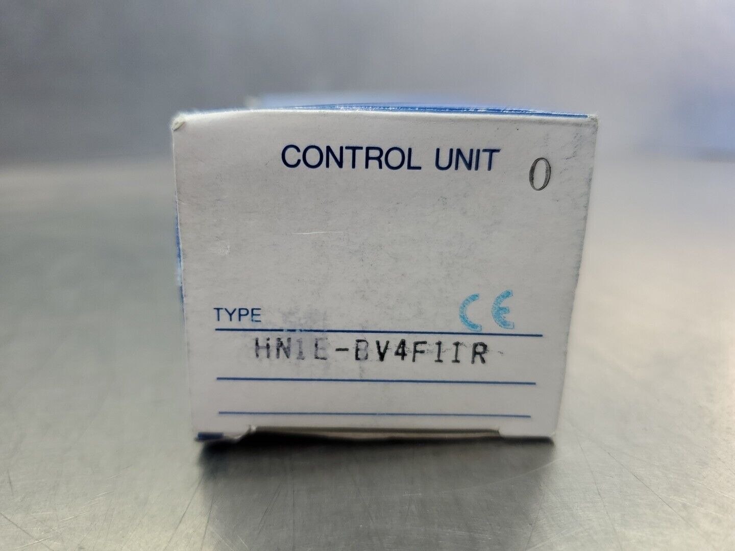 IDEC HN1E-BV4F11R, IDEC 40mm Push Lock, Turn Reset Button, Red. 4E-23