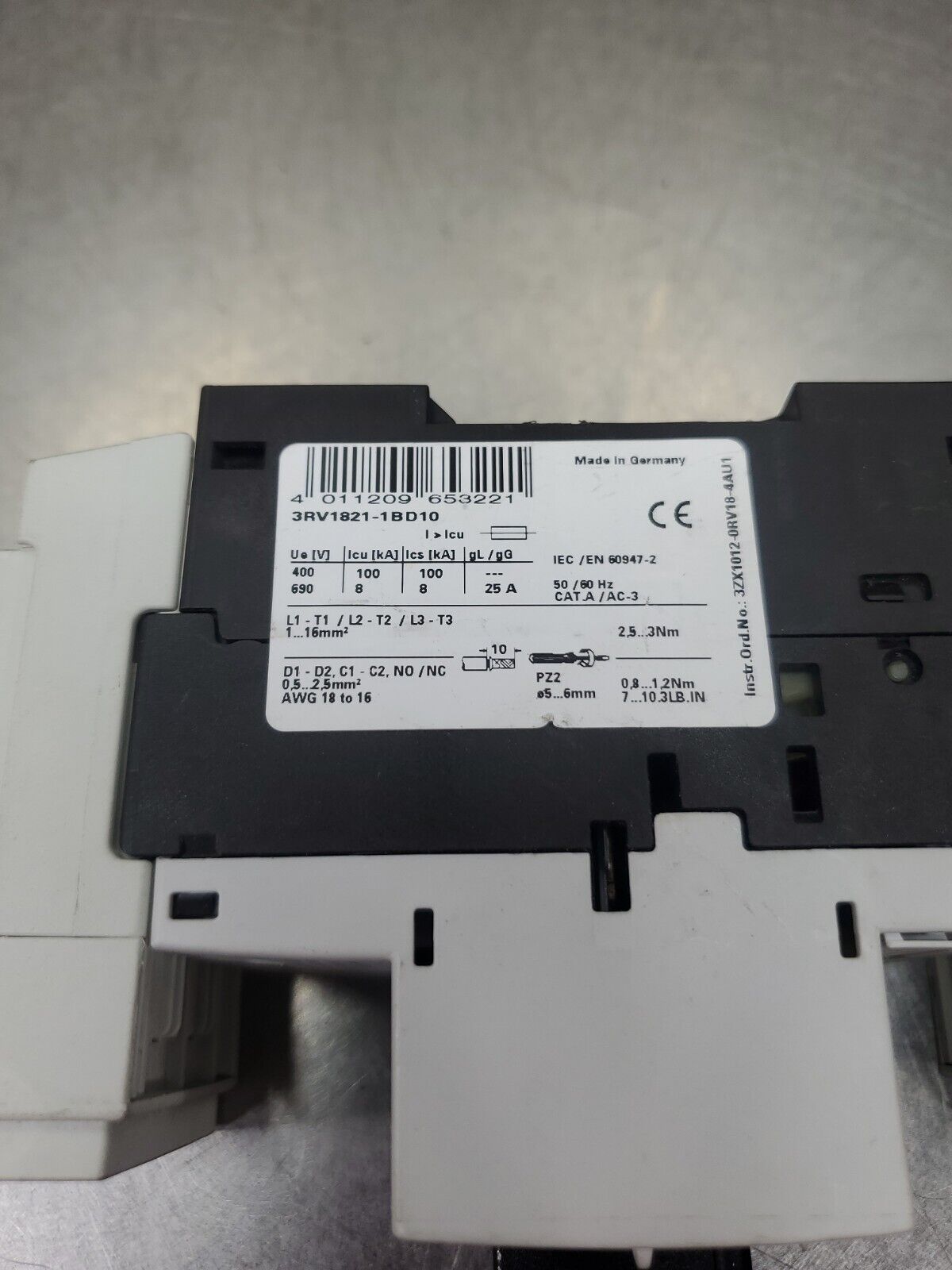 Siemens SIRIUS 3RV1821-1BD10 2A Circuit Breaker. 4E-3