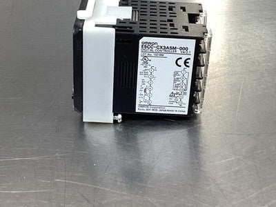 Omron E5CC-CX3A5M-000 Digital Temperature Controller 100-240VAC