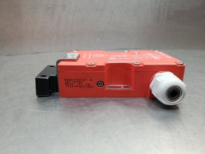 Allen-Bradley TLS2-GD2 Safety Interlock Switch, 24V, 440G-T27127