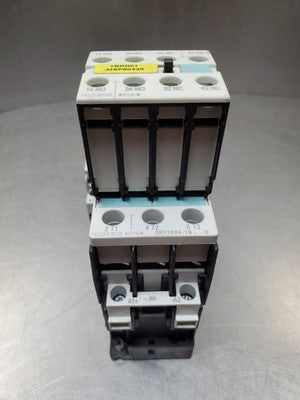 Siemens 3RV1021-1EA10 SIRIUS Motor Starter Assembly, 2.8-4A, 690V