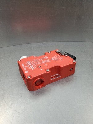 Allen-Bradley TLS2-GD2 Safety Interlock Switch, 24V, 440G-T27127