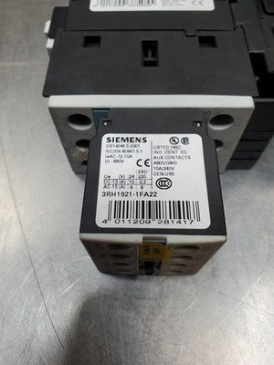 Siemens 3RV1021-0DA10 Motor Starter Assembly w/3RH1921-1FA22