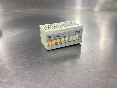 Allen-Bradley 1794-OAB Flex I/O Output Module 120VAC 96163271
