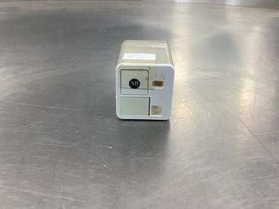 Allen-Bradley 700-HA33A1 Relay 120VAC 120 VAC