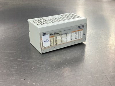 Allen-Bradley 1794-OA8 Flex I/O 120VAC Output Module 8-Point 120VAC