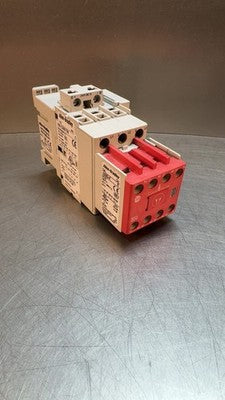 Allen-Bradley 100S-C30EJ14C Safety Contactor 30A