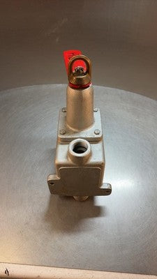 Crouse-Hinds AFU0333 66 Conveyor Control Switch MISSING BACK PIECE