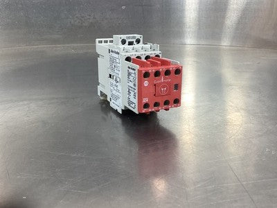Allen-Bradley 100S-C23D14C Safety Contactor 23A 100-C23*10
